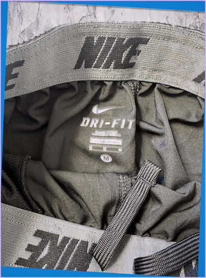 Nike vintage Trackpants M Baggy 725 5