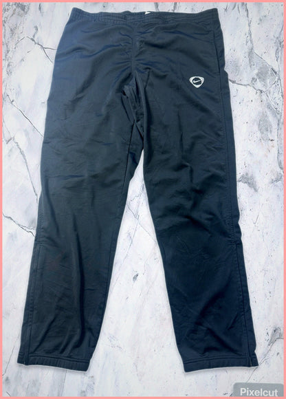 Nike vintage Trackpants L ohne Seil 7-251