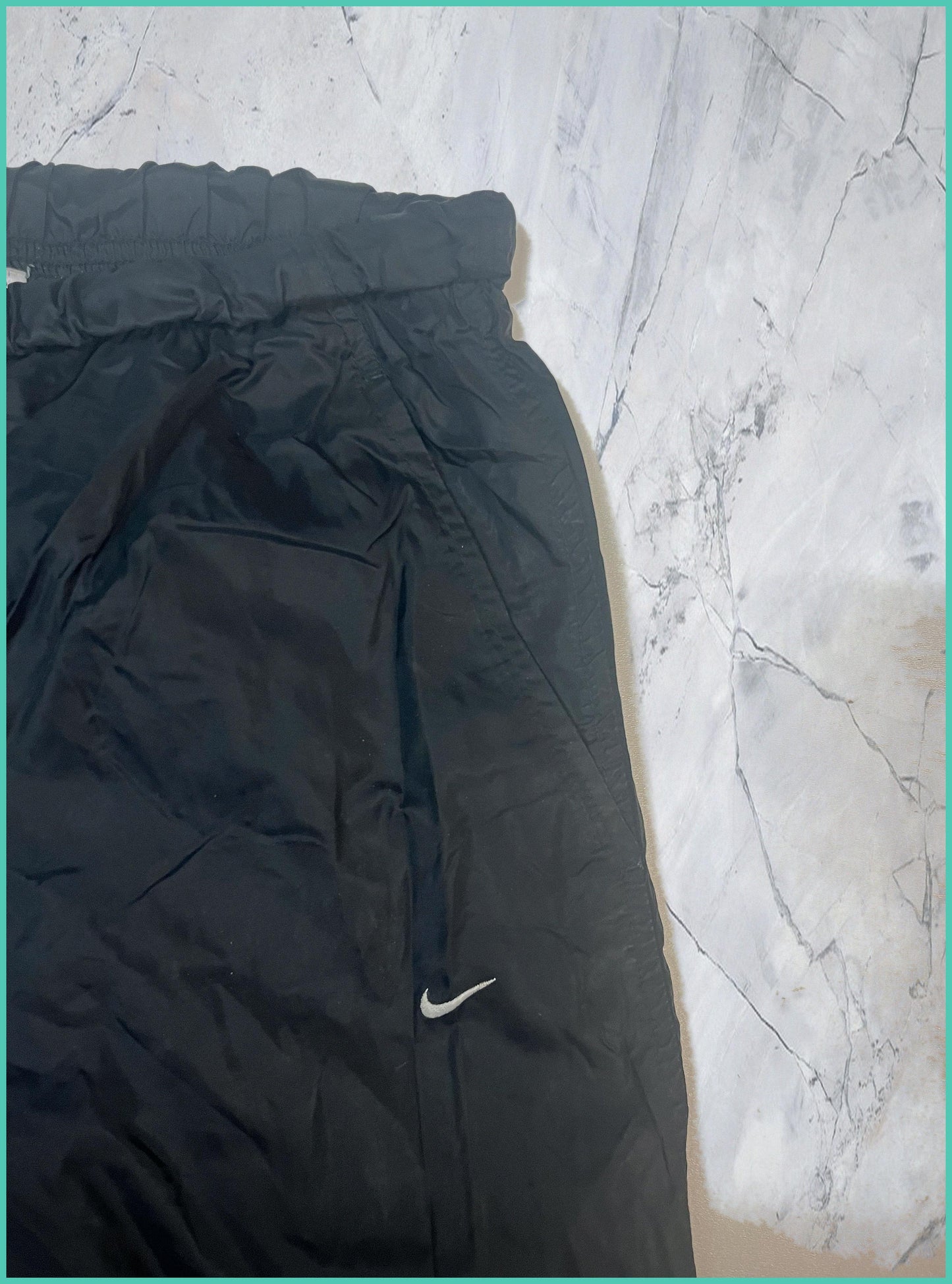 Vintage Nike Trackpants baggy XL fit L 5-553