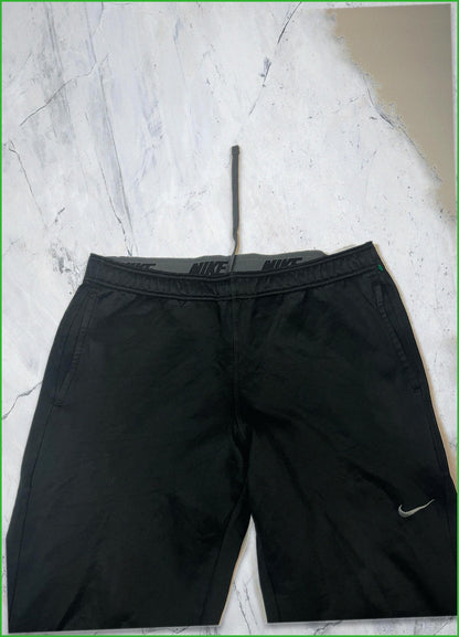 Nike Vintage Trackpants M baggy gefüttert 5-468