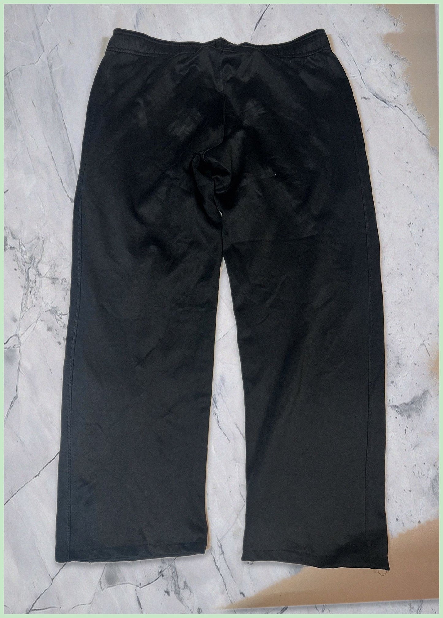 Nike Vintage Trackpants M baggy gefüttert 5-468