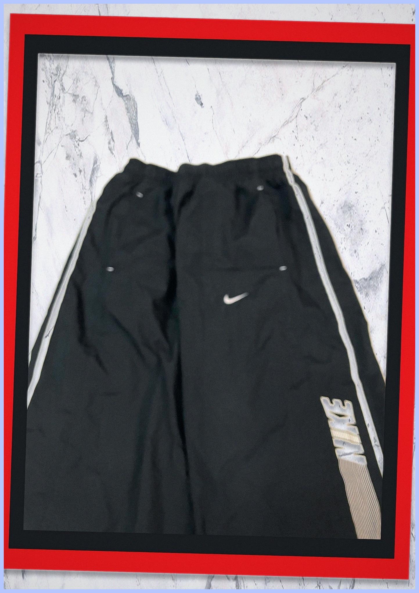 Nike Vintage Trackpants L 4 6 2 1