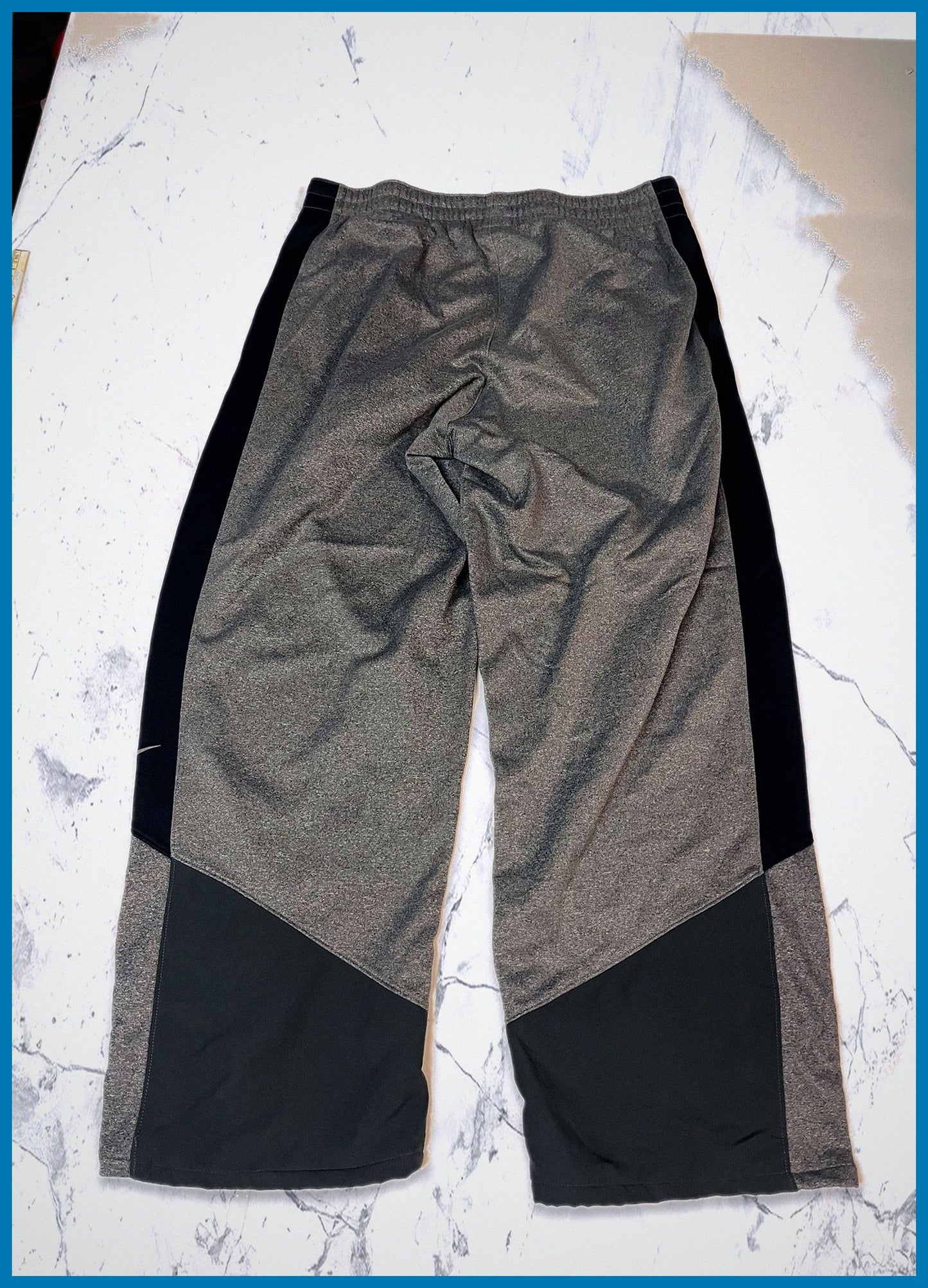 Nike Vintage Trackpants xl gefüttert baggy 5-424