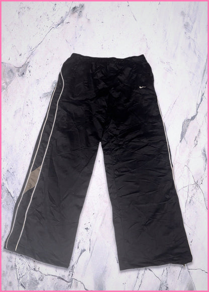 Vintage Nike Trackpants baggy L fit S 5 409