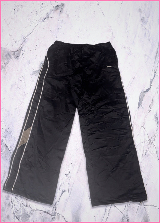 Vintage Nike Trackpants baggy L fit S 5 409