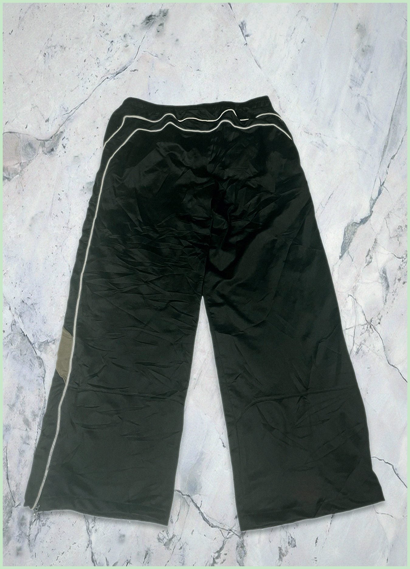 Vintage Nike Trackpants baggy L fit S 5 409