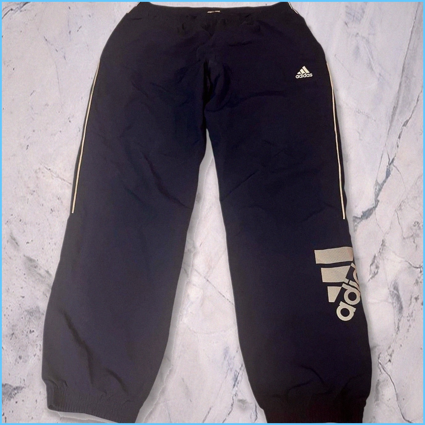 Vintage Adidas Trackpants XL fit L 4-396