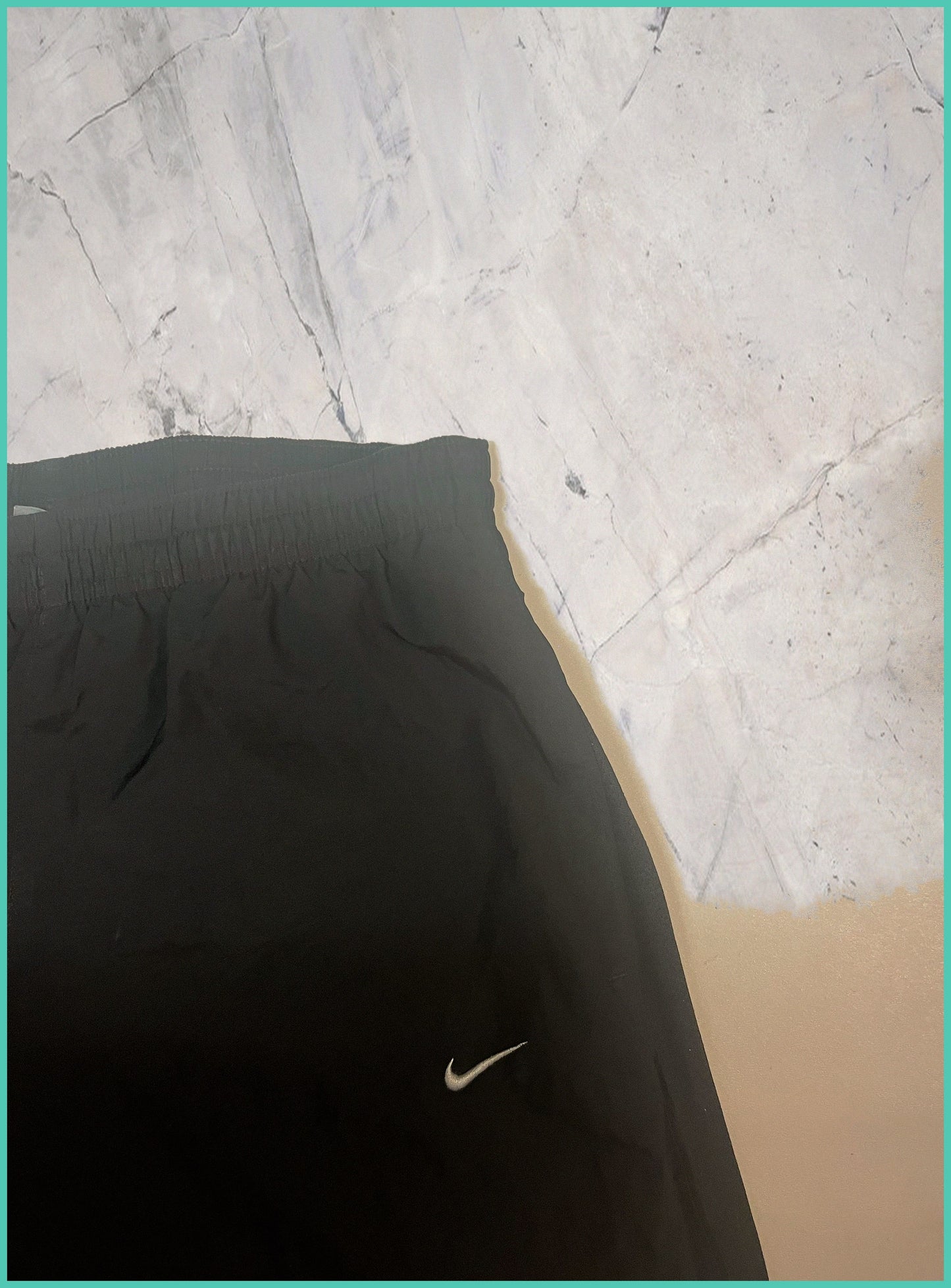 Vintage Nike Trackpants XL fit S - M 5 670