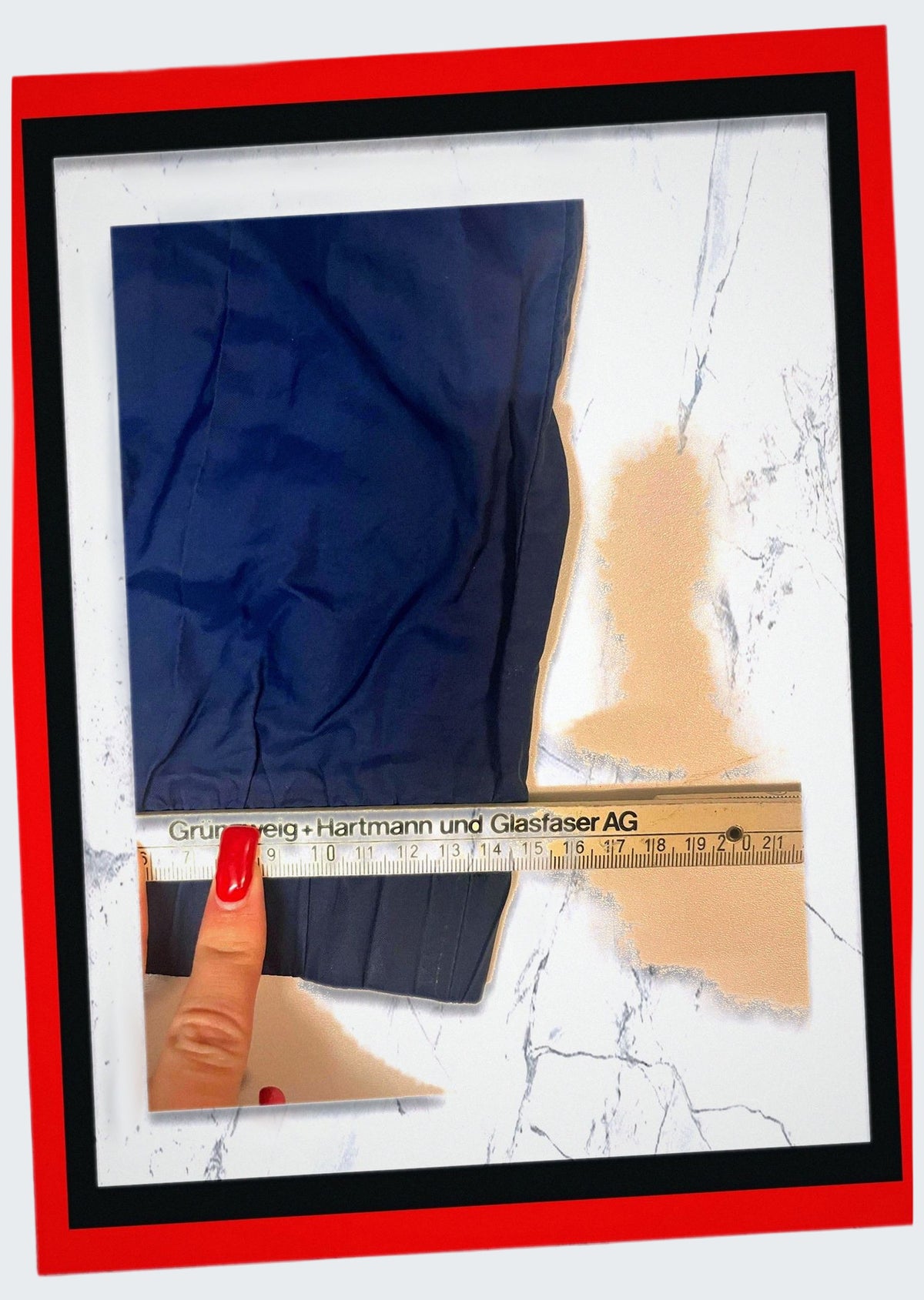 Picsart Shop-Hintergrund [picsart-white-bg] [bg:#E9ECEF] [old:84663061872904] [pos:4]