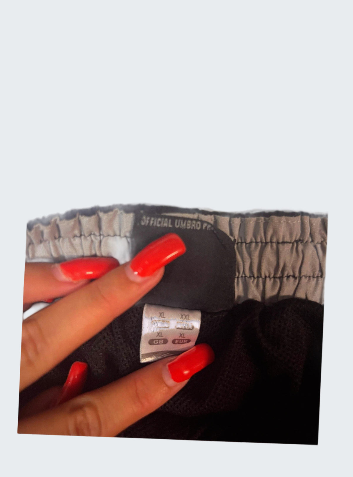 Picsart Shop-Hintergrund [picsart-white-bg] [bg:#E9ECEF] [old:85025601650952] [pos:8]