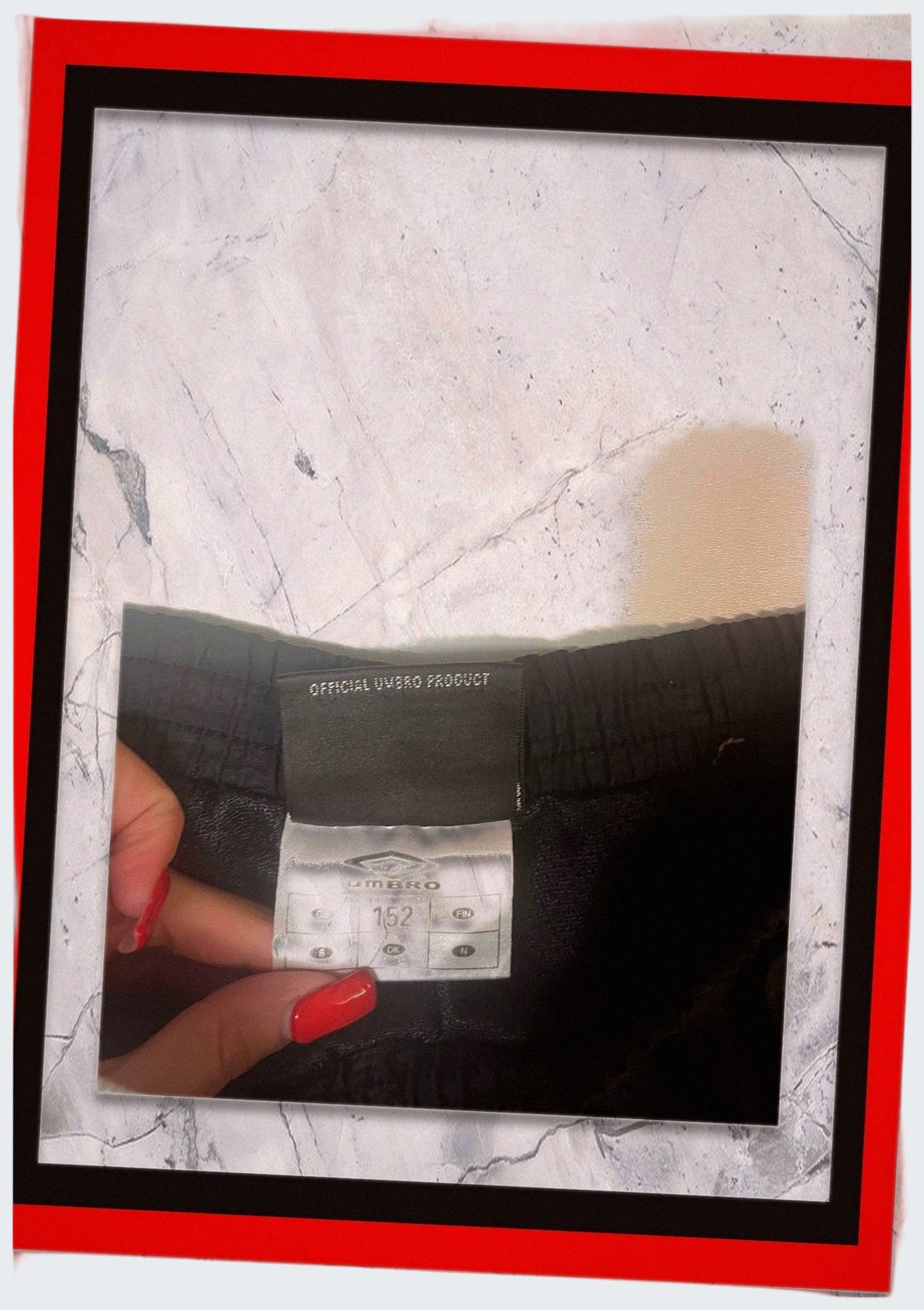 Picsart Shop-Hintergrund [picsart-white-bg] [bg:#E9ECEF] [old:84663063773448] [pos:7]