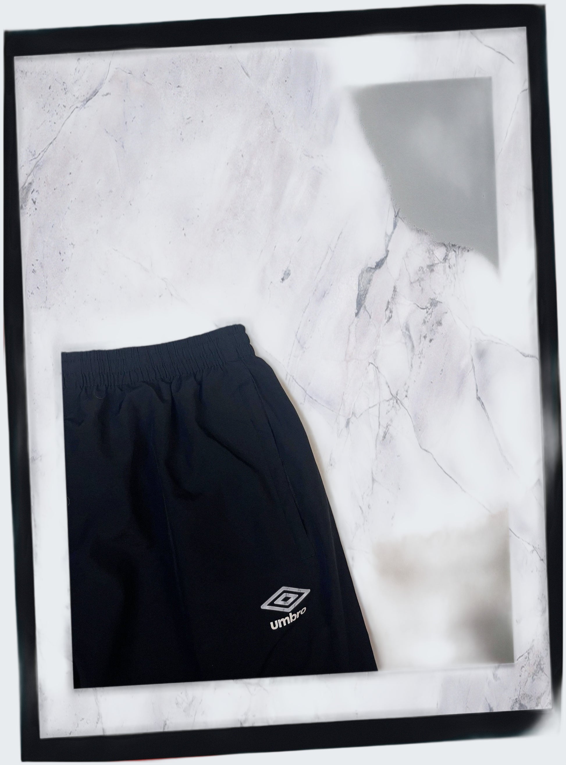 Picsart Shop-Hintergrund [picsart-white-bg] [bg:#E9ECEF] [old:84734527897864] [pos:5]