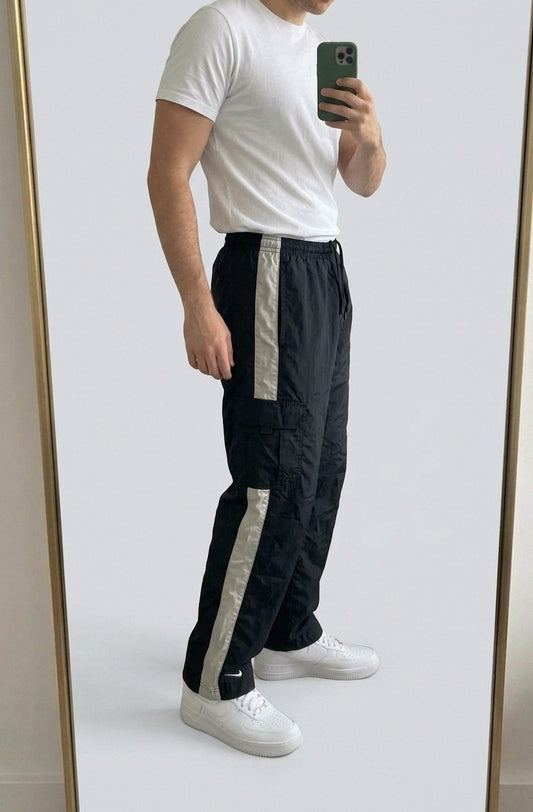 Nike Vintage Track Pants XL | Baggy Trackpants 6478 – getragenes Produktfoto
