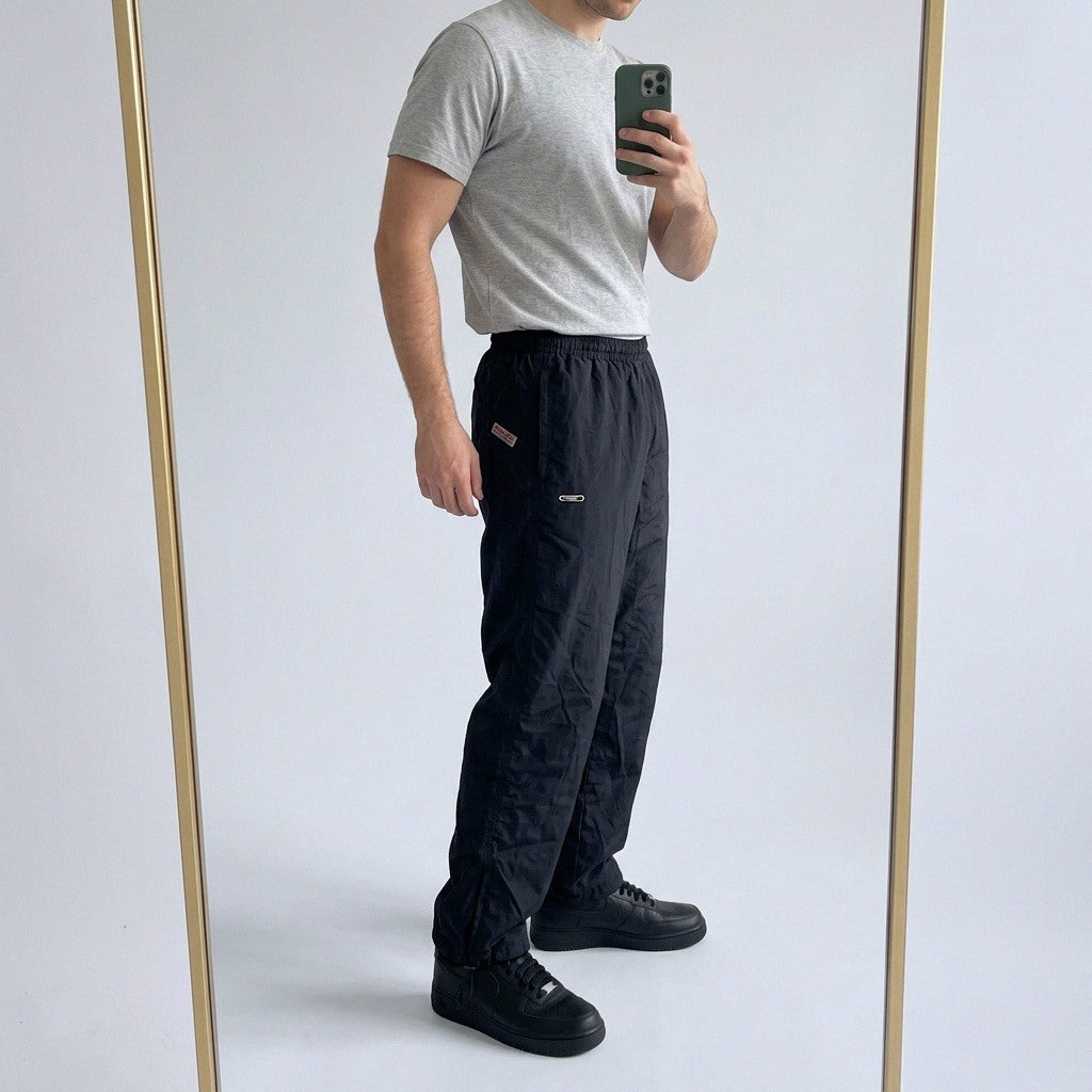 Vintage Reebok Trackpants XS 532 8 – getragenes Produktfoto