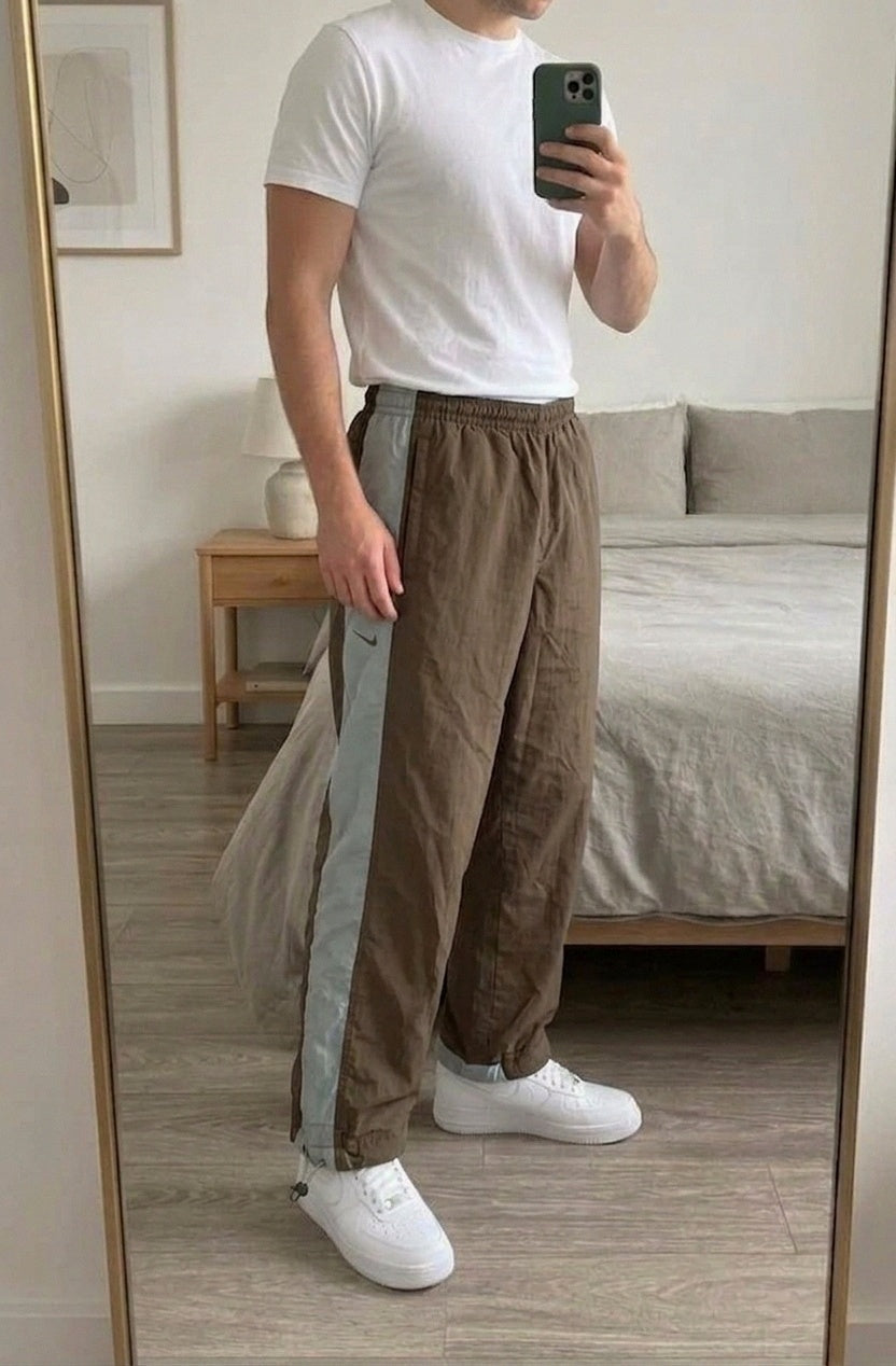 Nike Vintage Trackpants L 5-9-5-4 – getragenes Produktfoto