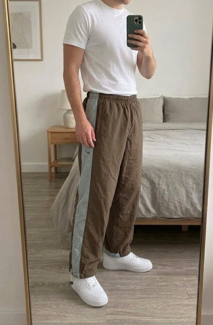 Nike Vintage Trackpants L 5-9-5-4 – getragenes Produktfoto