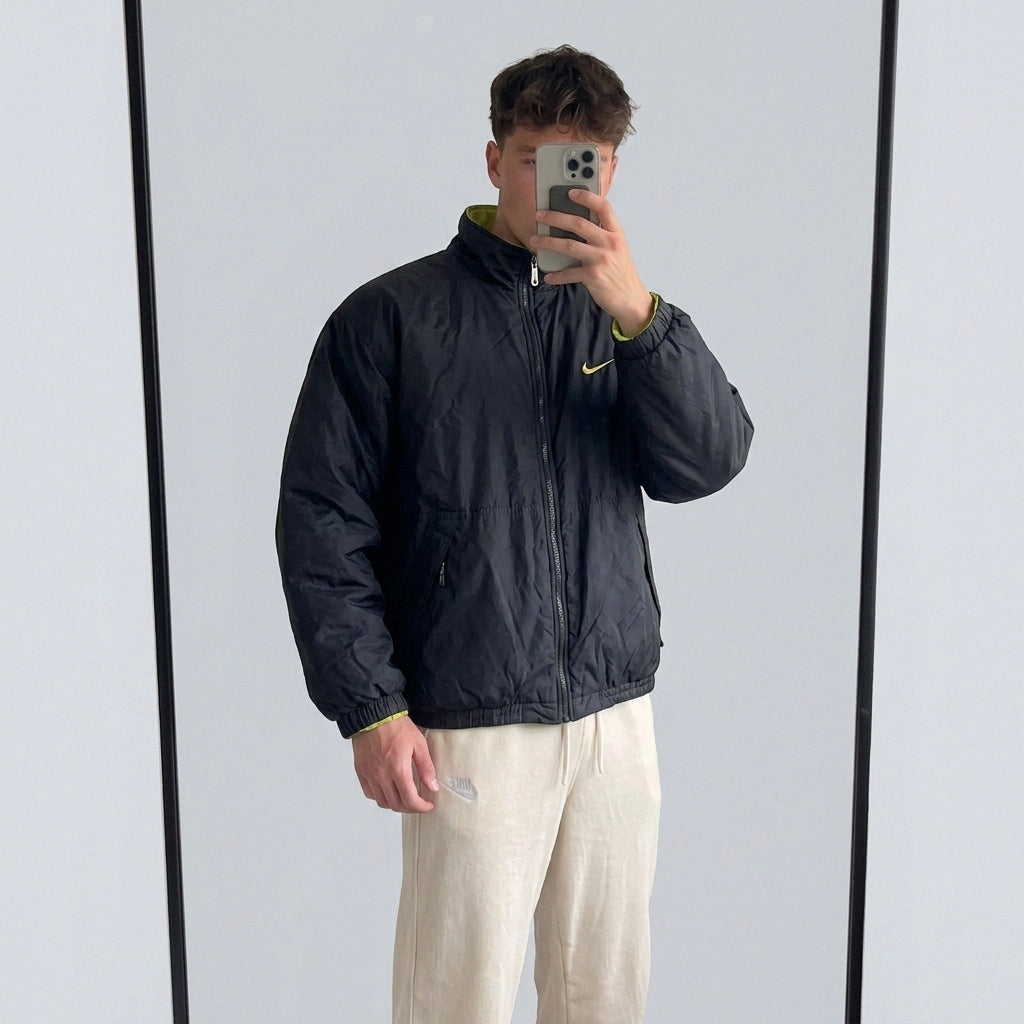 Nike Vintage Wendejacke L-XL | 5-7-4-1 – getragenes Produktfoto