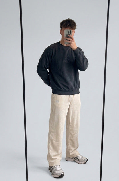 Adidas Vintage Pullover S 6-1-7-0 – getragenes Produktfoto