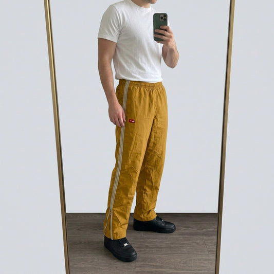Nike Vintage Kids Track Pants XS | Baggy Trackpants 665 0 – getragenes Produktfoto
