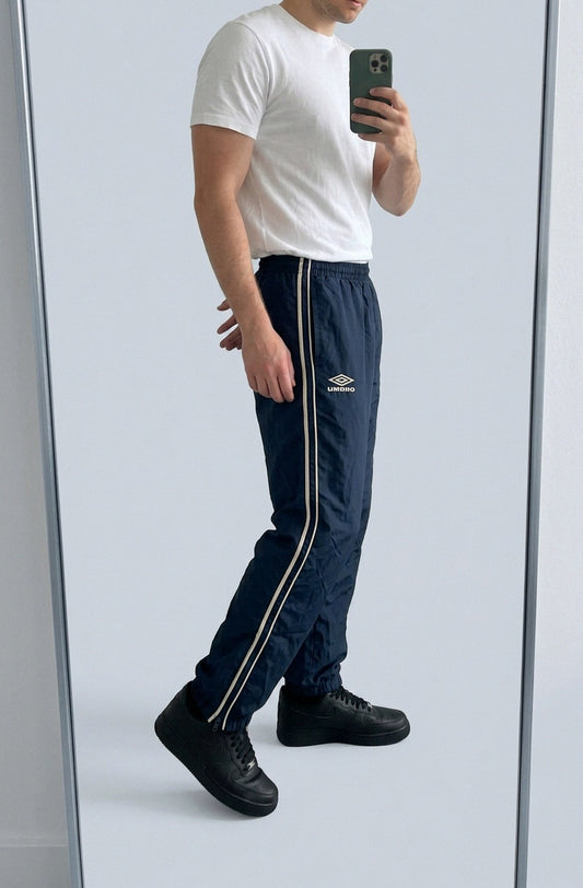 Umbro Vintage Trackpants L 663 5 – getragenes Produktfoto