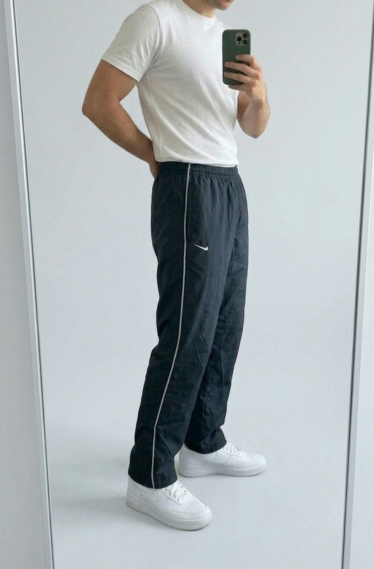 Nike Vintage Track Pants XL | Baggy Trackpants 7 302 – getragenes Produktfoto