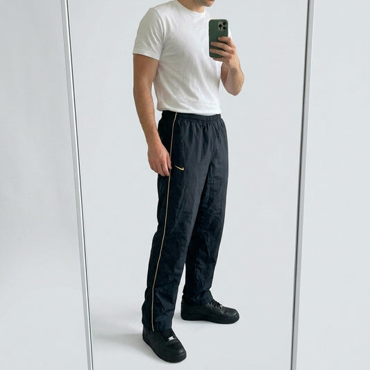 Nike Vintage Track Pants XXS | Baggy Trackpants 57 15 – getragenes Produktfoto