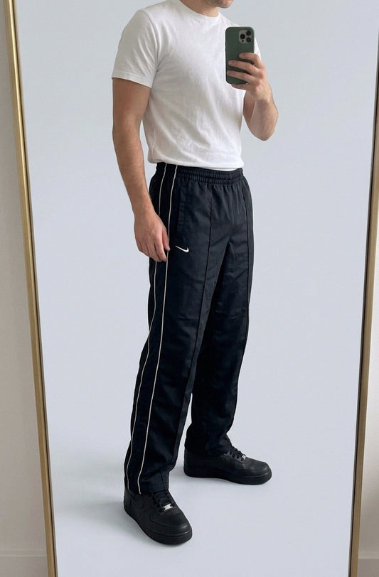 Nike vintage Trackpants M fit XS Baggy 72 53 – getragenes Produktfoto