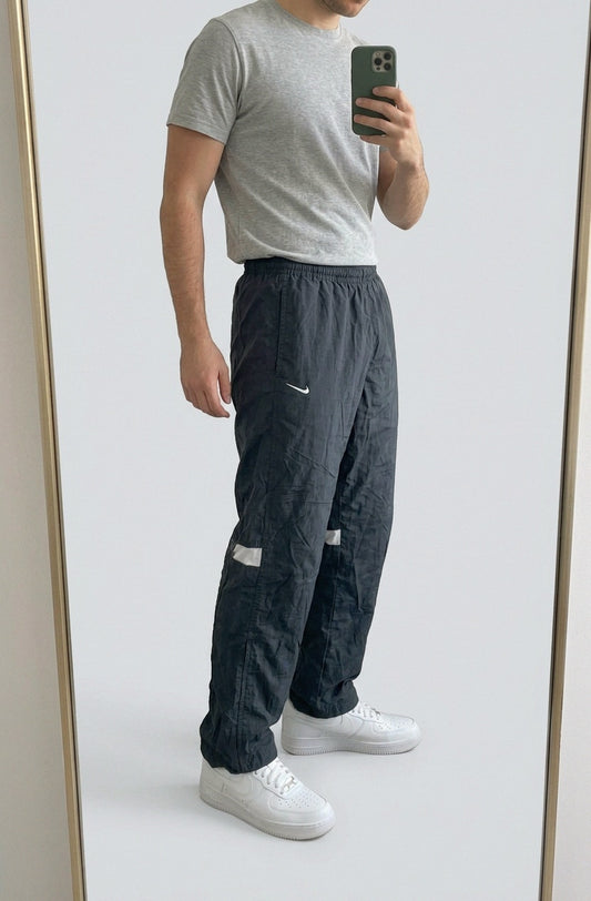 Nike vintage Trackpants XL fit L 7 2 6 0 – getragenes Produktfoto