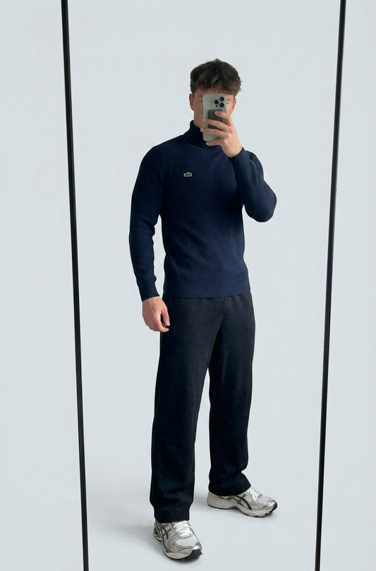 Lacoste Vintage Rollkragenpullover Wolle S navy 728 2 – getragenes Produktfoto