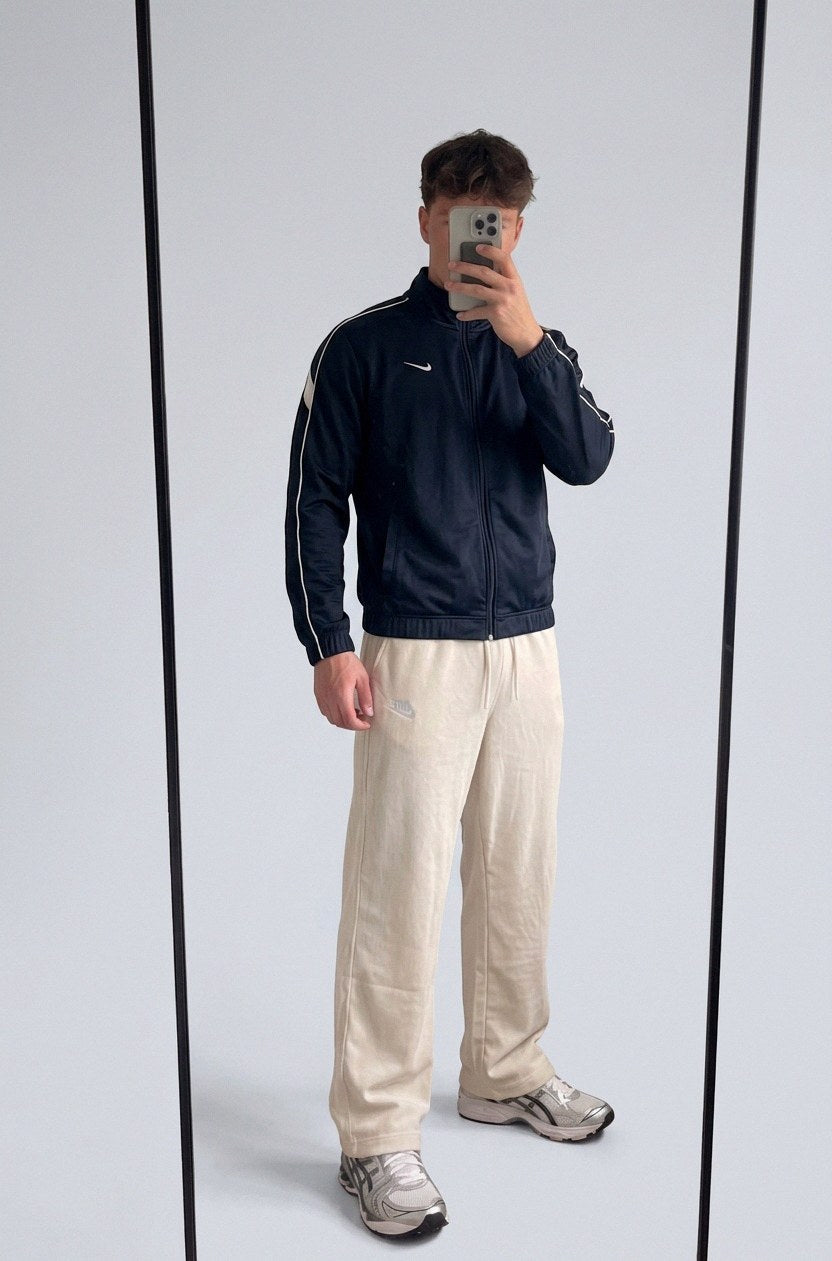 Nike Vintage Trackjacket Xl 5-832 – getragenes Produktfoto