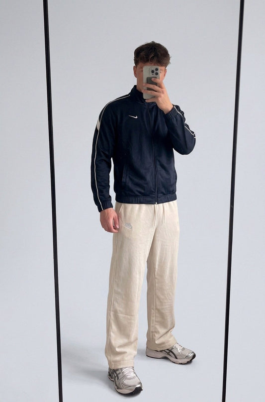 Nike Vintage Trackjacket Xl 5-832 – getragenes Produktfoto