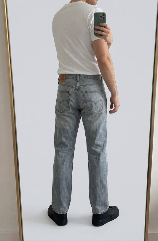 Levi’s Vintage Jeans 32/32 Baggy 6-1-6-3 – getragenes Produktfoto