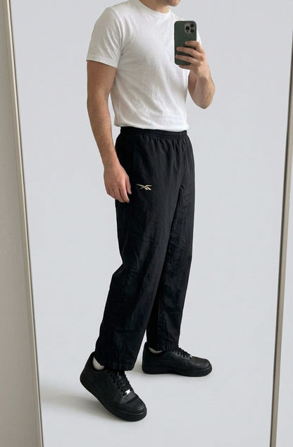 Vintage Umbro Trackpants S 5-6-3-1 – getragenes Produktfoto