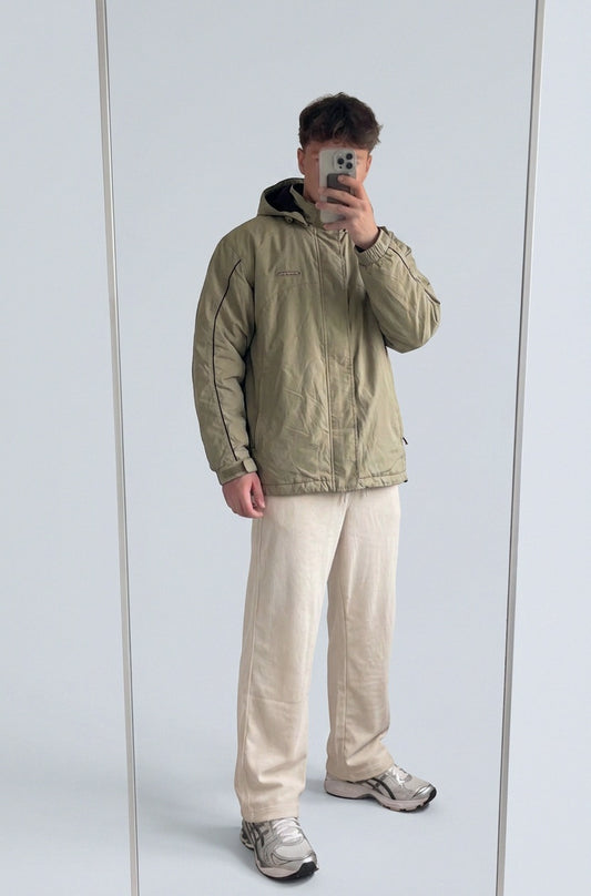 Vintage Umbro Regenjacke gefüttert L fit XL 5-9-2-2 – getragenes Produktfoto